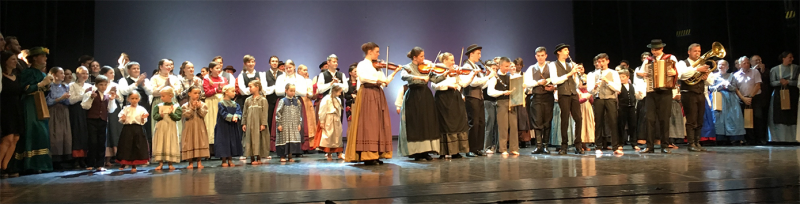 Slovenian folk singers and instrumentalists