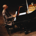 Xavier Davis, piano Xavier Davis, piano