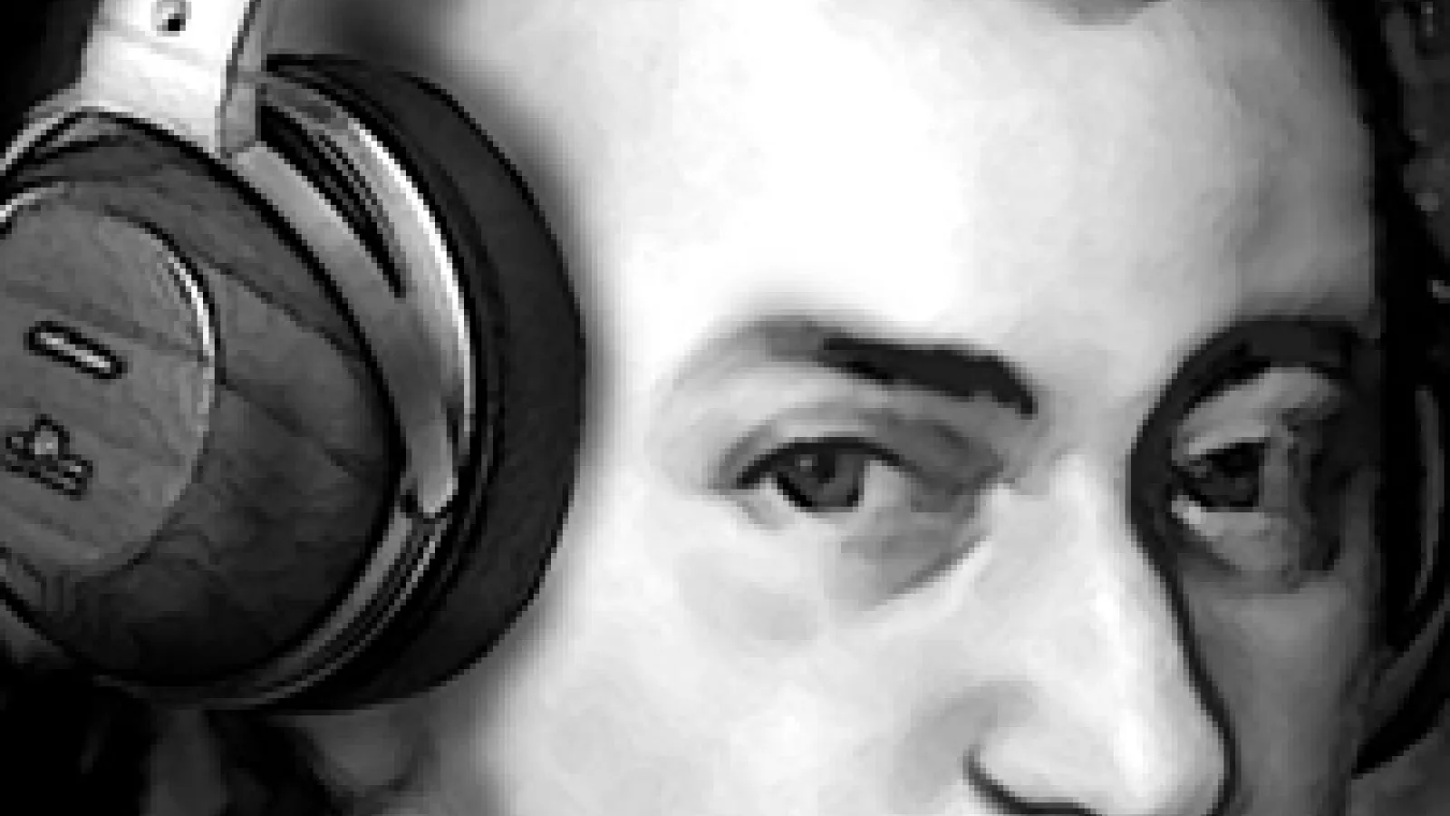 Mozart with headphones (image from Joytunes.com)