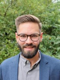 Austin McCabe Juhnke's headshot