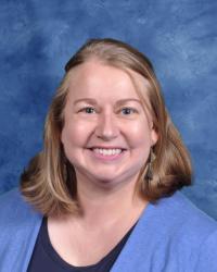 Emily Erken's headshot