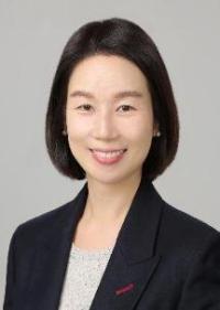 Soojin Kim's headshot