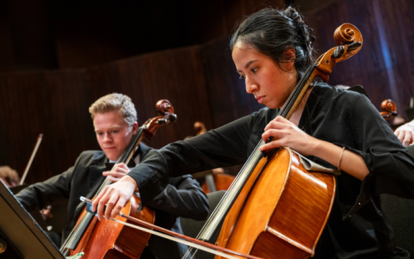 Symphony cellists