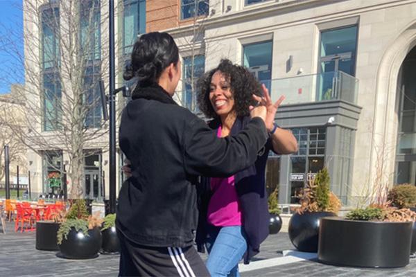 Salsa dancers