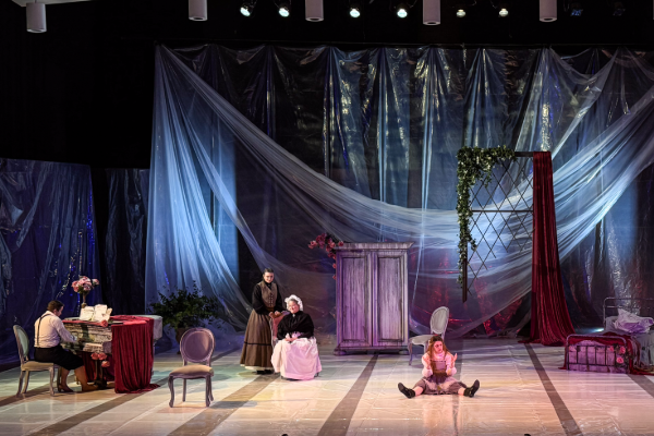 News: The Lantern features Opera Theatre's "The Turn of the Screw"