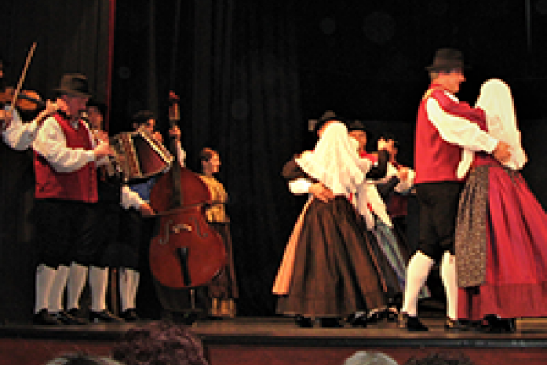 Slovenian folk dancers and musicians