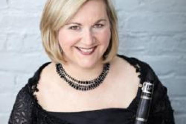 Caroline Hartig, clarinet