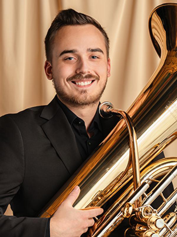 Justin White's graduate associate profile